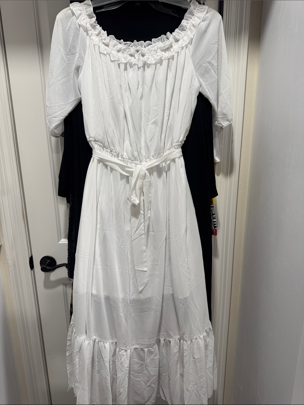 zeagoo White Maxi Dress with Ruffle Neckline
